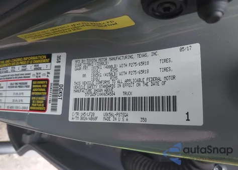 2017 Toyota Tundra Trd Pro 5.7L V8 из США, поврежденный, VIN 5TFDW5F1XHX654584